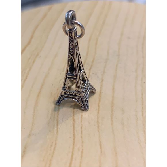 Eiffel Tower Sterling Silver Jewelry Charm - Picture 2 of 3